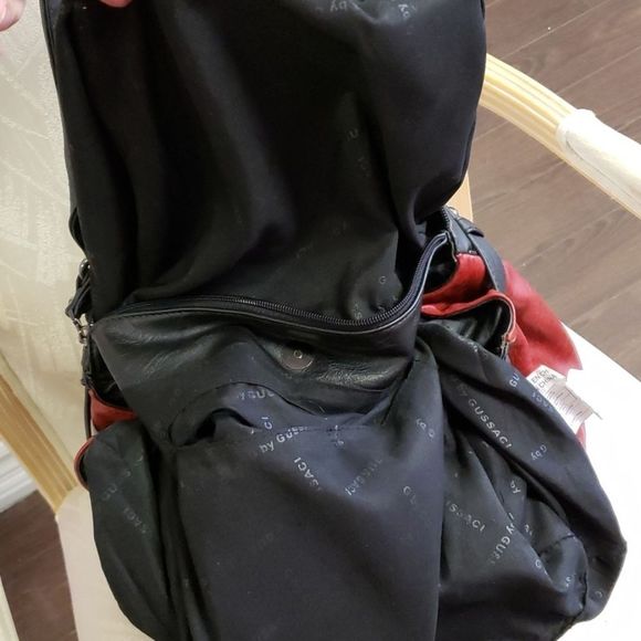 💟 Gussaci Red/Black Vegan Leather Bag - Picture 10 of 15